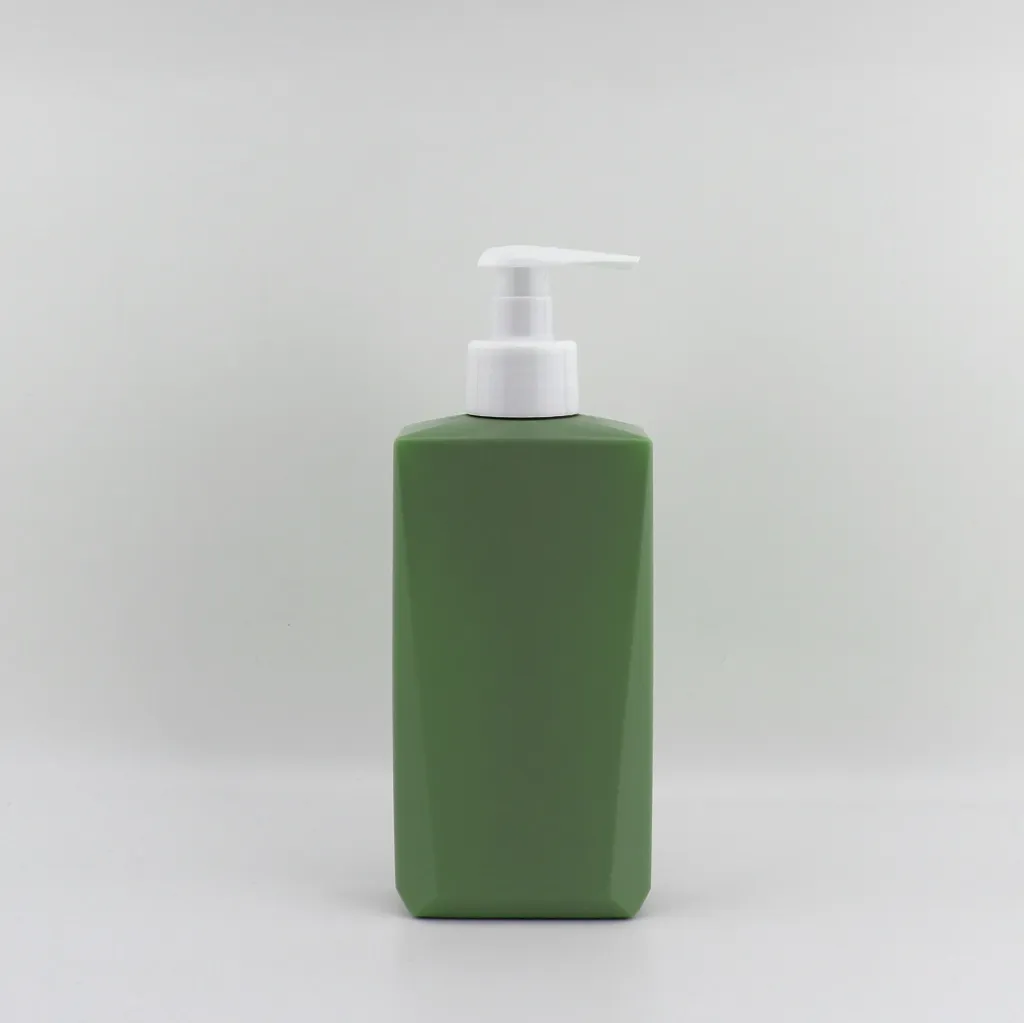 Bottle "Crystal-300", view 3