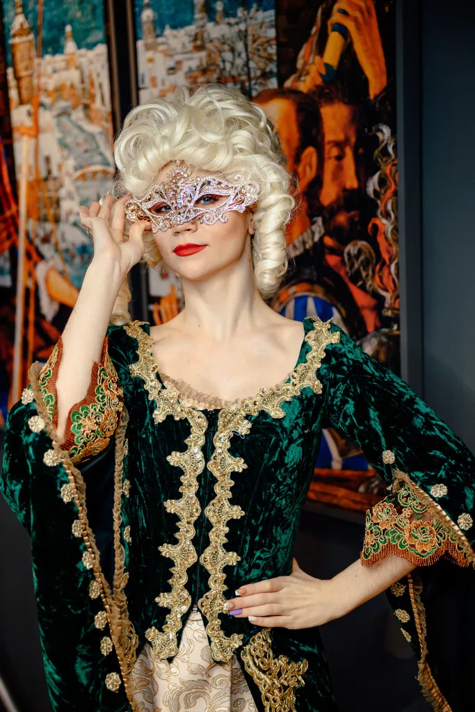 Венецианский карнавал на вечеринке МИРАН.jpg