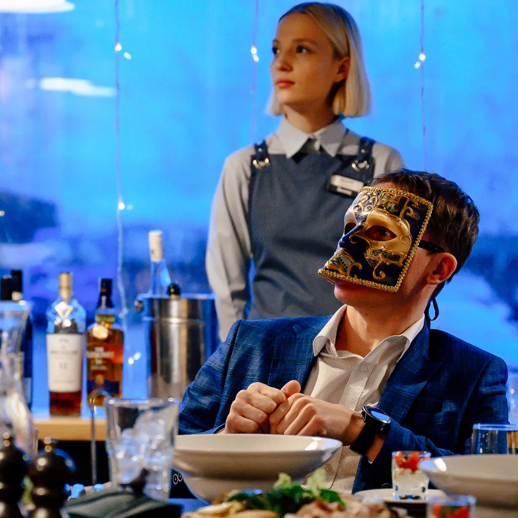 Венецианский карнавал на вечеринке МИРАН.jpg