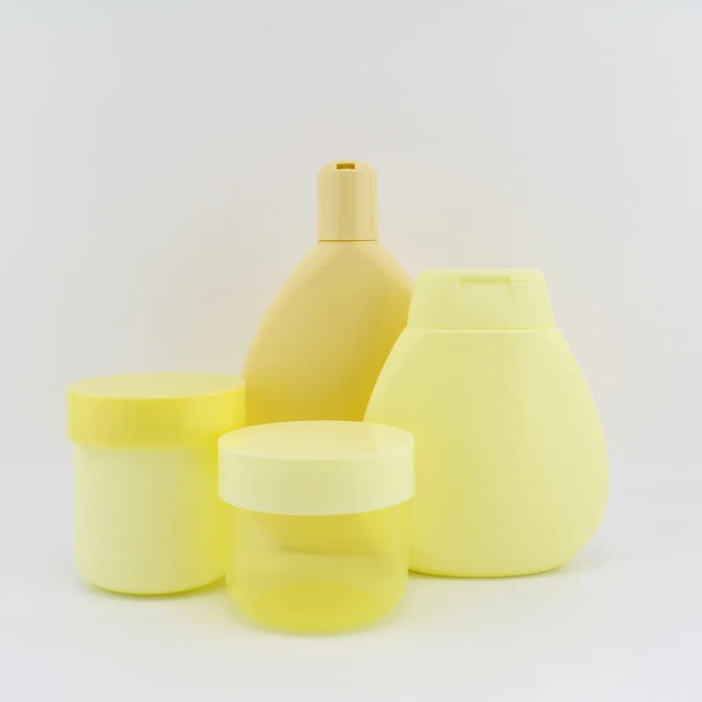Упаковка для косметики в желтом цвете, цвет упаковки